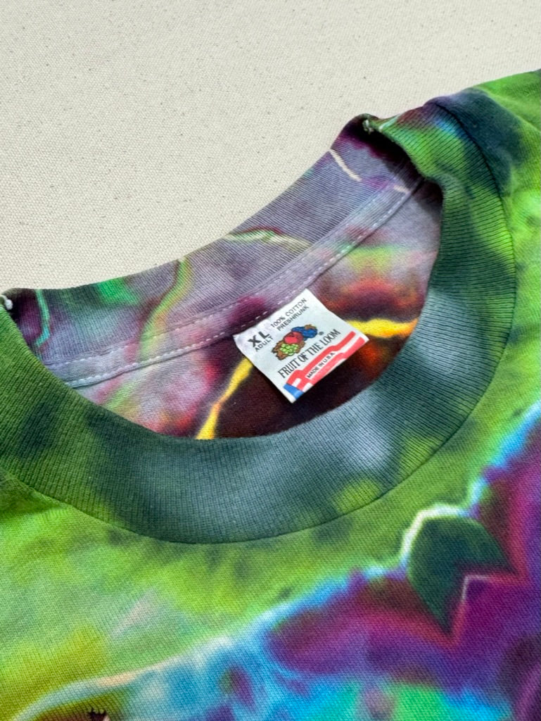 Vintage 90's Psychedelic Tie Dye Tee Size XL