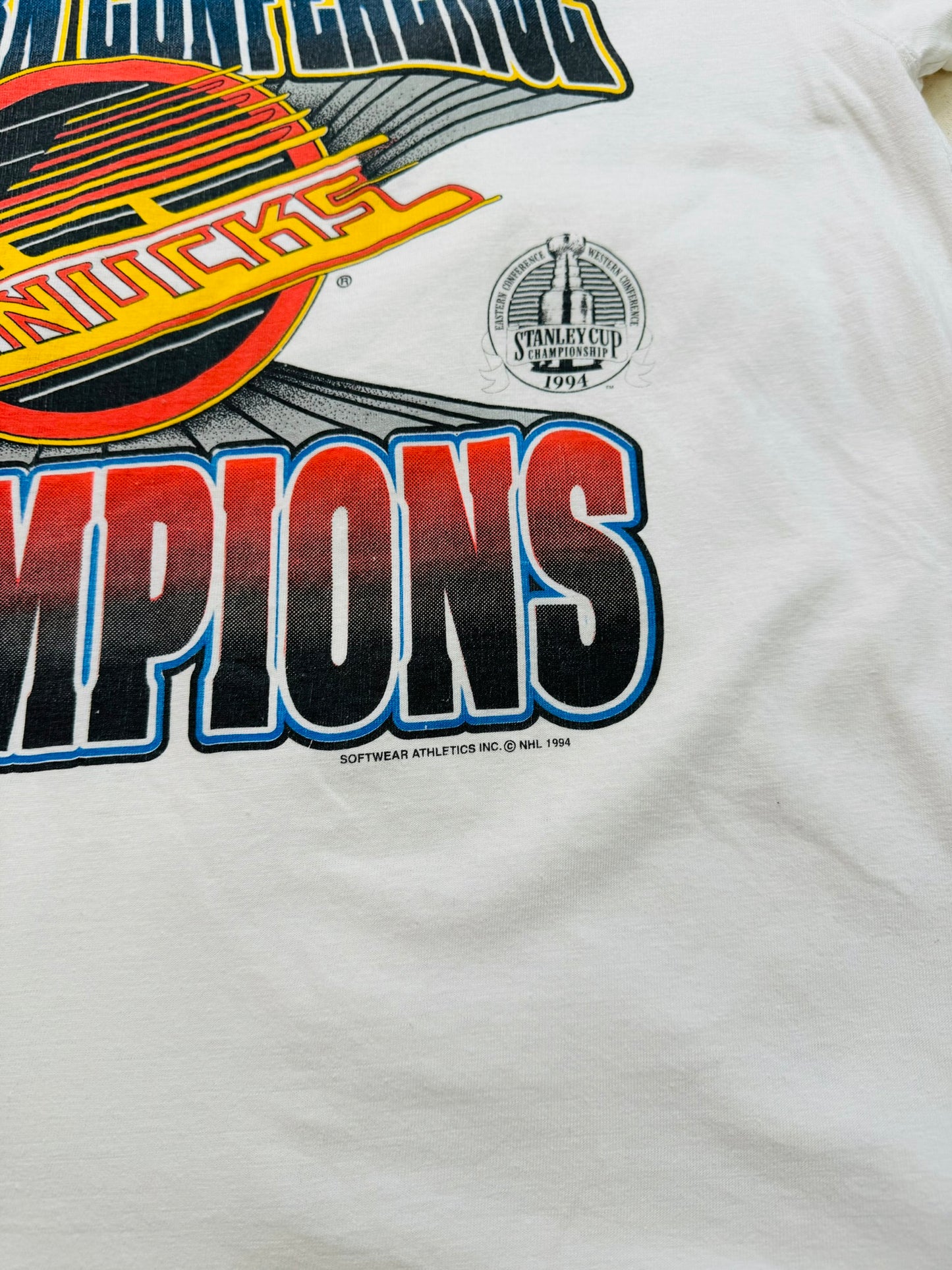 Vintage 1994 Canucks Champions Tee Size L